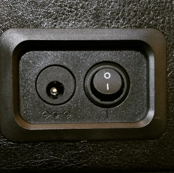 Invicta NWT 1 Slot Automatic Men's or Women's Watch Winder - Picture 9 of 11